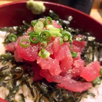 Snapdishの料理写真:まぐろ丼|おばたさん