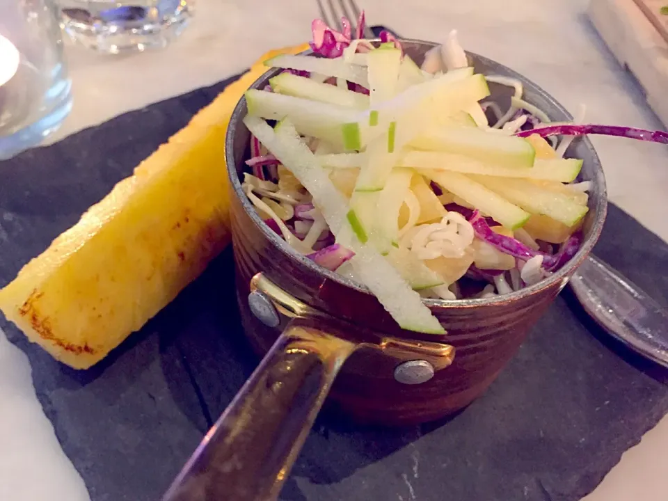 Shredded red cabbage apple slaw salad|Sky Blueさん