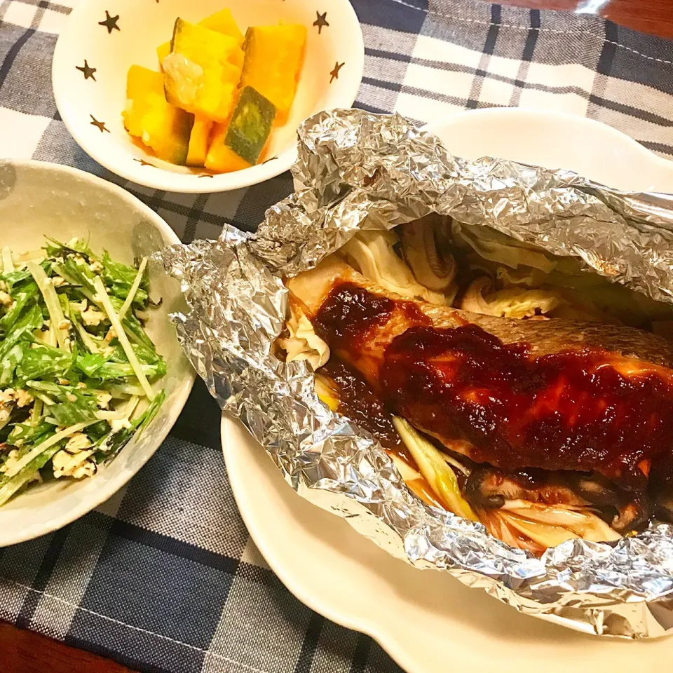 鮭のホイル焼き♡水菜とひじきの白和え♡かぼちゃのレモン煮♡|まゆかさん