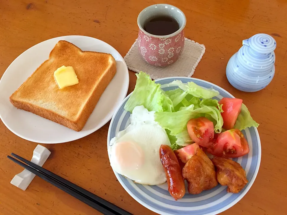 トーストと目玉焼き|ルドルフさん