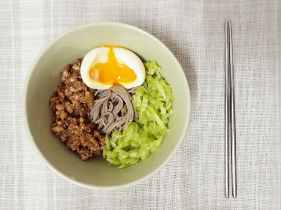 Soba with Roasted Sesame Sauce|HUI QINさん