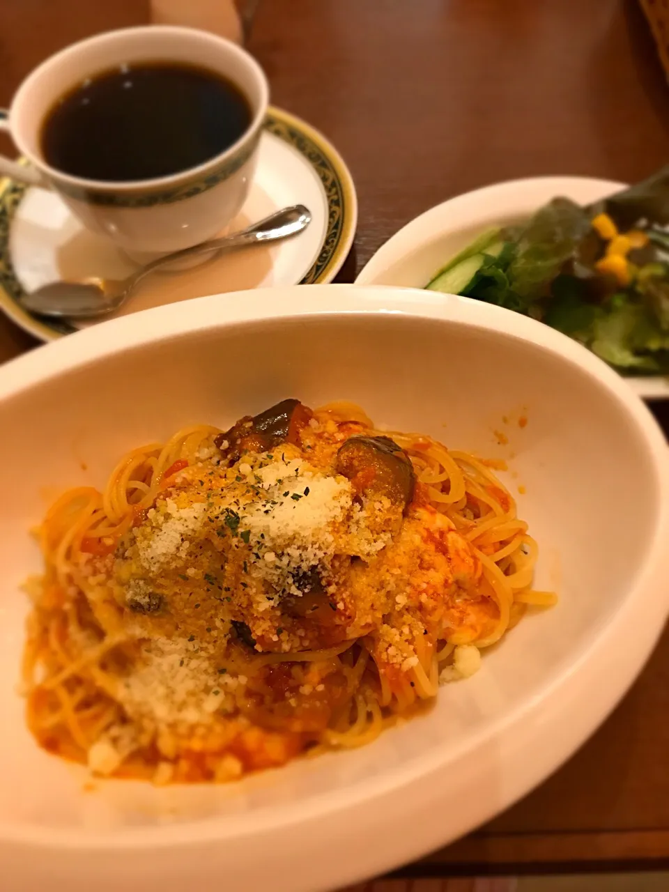 ナスとモッツァレラのパスタ🍝|sakiさん