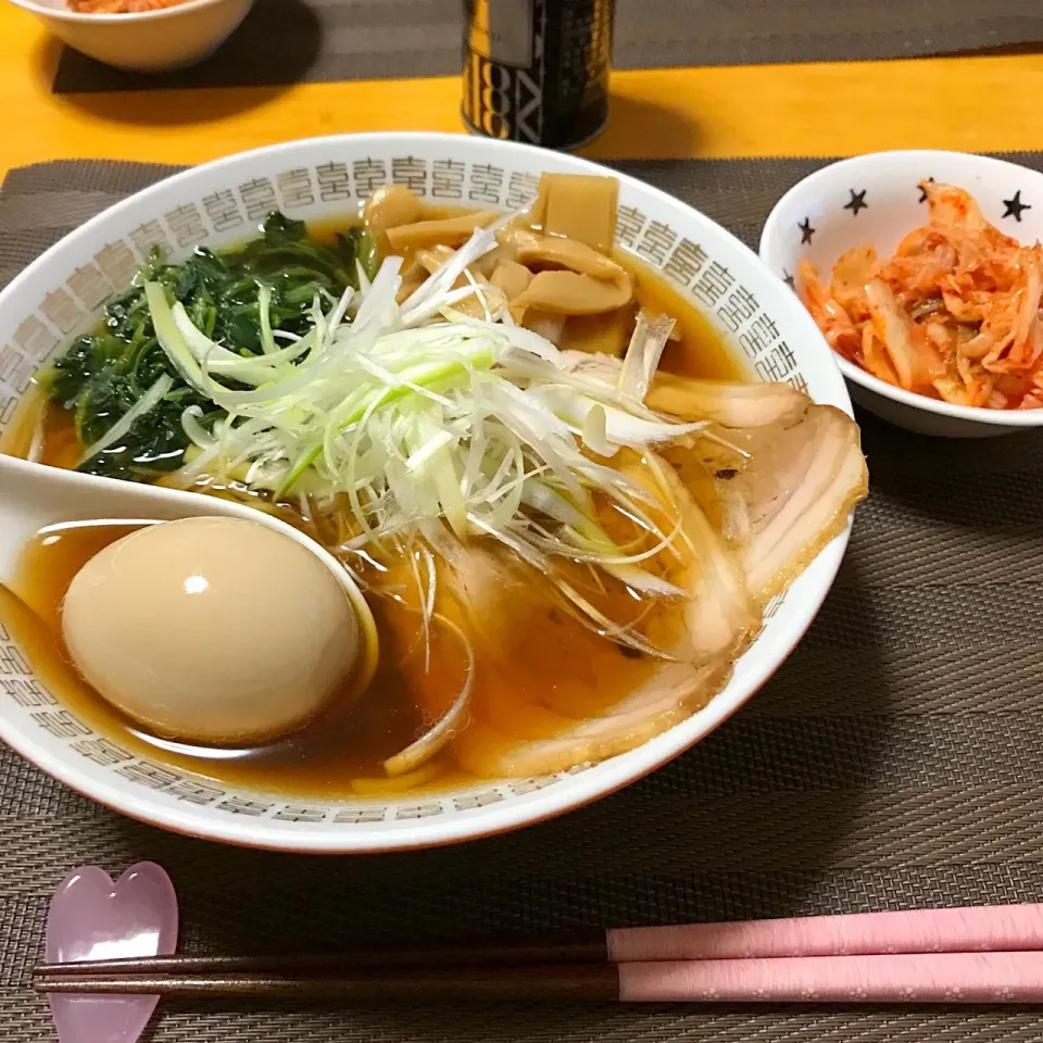 Snapdishの料理写真:昨日朝作った半熟味玉を使いたくて…
「醤油ラーメン」|guraさん