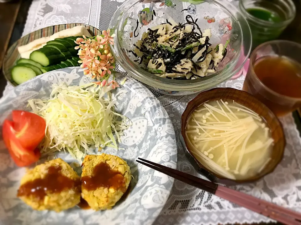 Snapdishの料理写真:サツマイモと栗の揚げないコロッケ晩御飯💓|noeさん