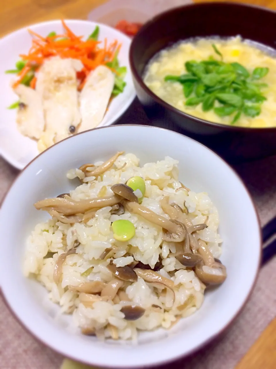 炒め🍄しめじの醤油漬け
→混ぜ込みごはん
#思いつき料理 #常備菜 #展開料理|morimi32さん