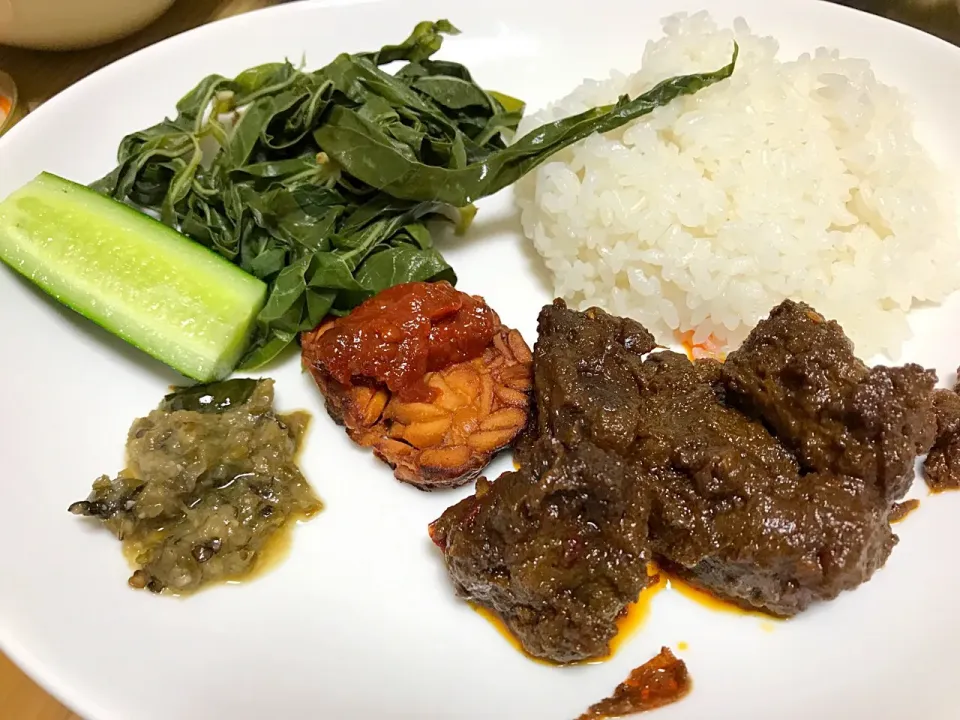 Nasi Padang|yeni kartikasariさん