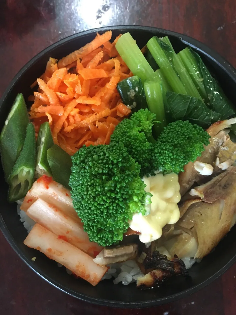 しまほっけ、人参、小松菜、オクラ、ブロッコリー 、大根。#お弁当 #bento #vegetable #|aiさん