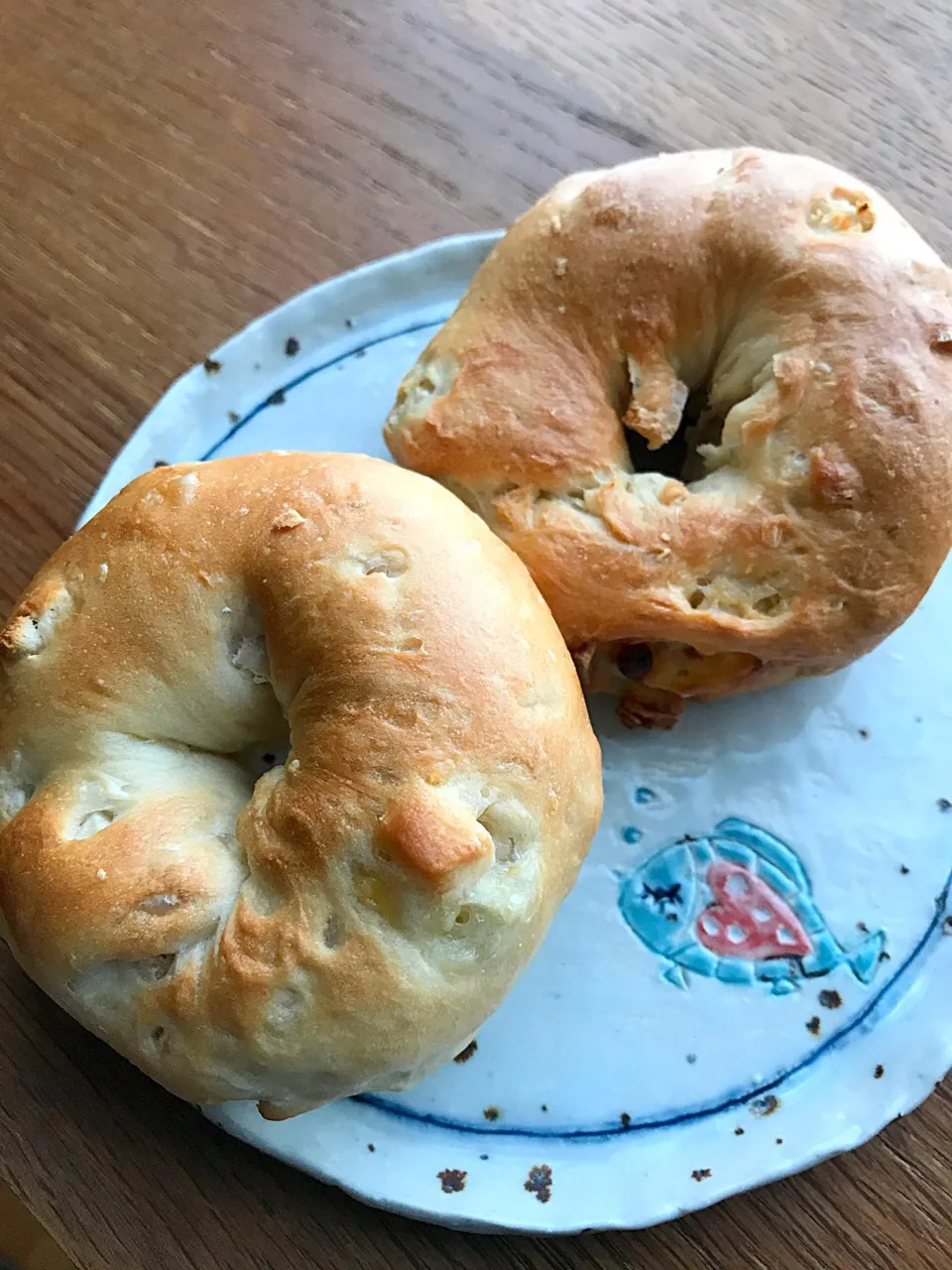 ココナッツチャンクとホワイトチョコのベーグル|ひななぎさん