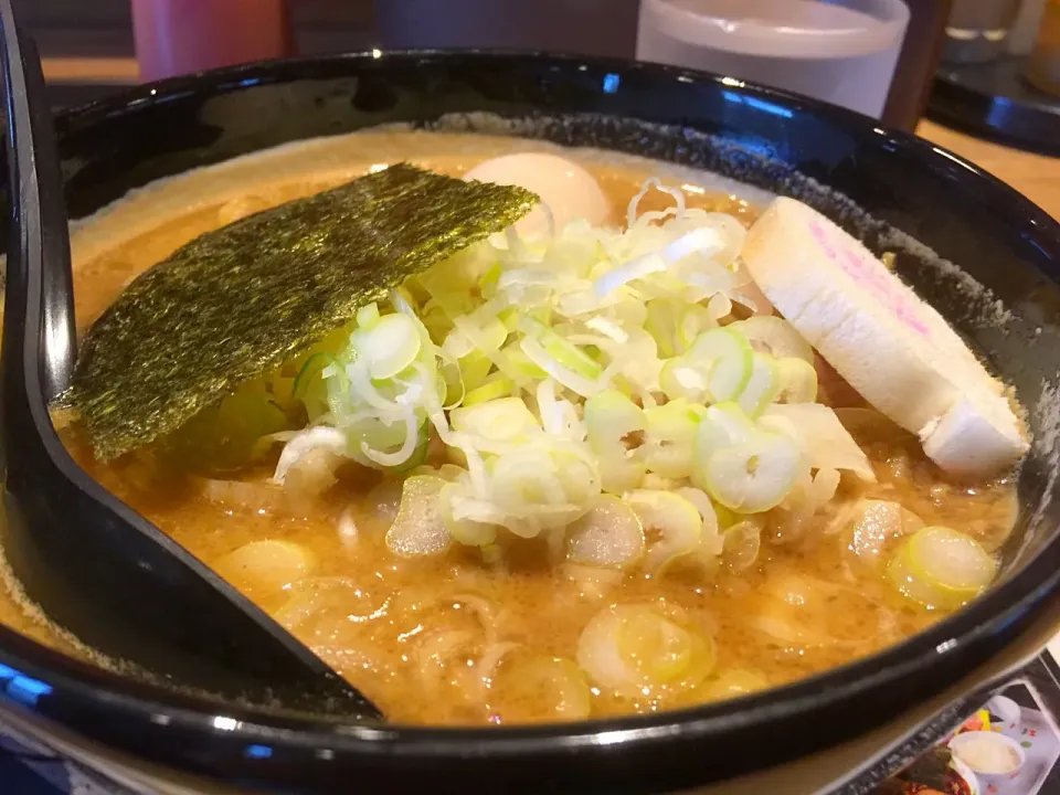 ラーメン虎鉄苫小牧店
醤油ラーメン|BOOさん