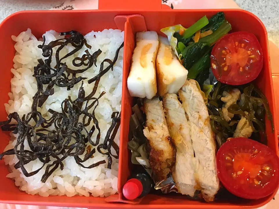 ☆9/13今日のお弁当☆〜揚げ焼きカツ、明太子入りはんぺん、煮こんぶ、小松菜と人参のサラダ、トマト〜|Satokoさん