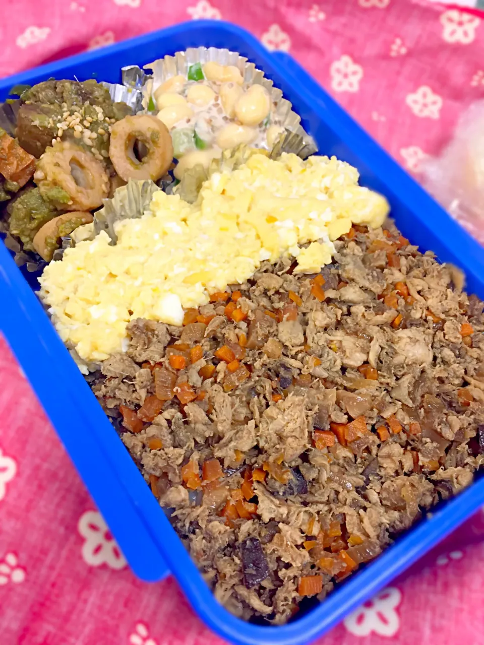 作りおき使って…鯖そぼろ弁当|kozkozさん