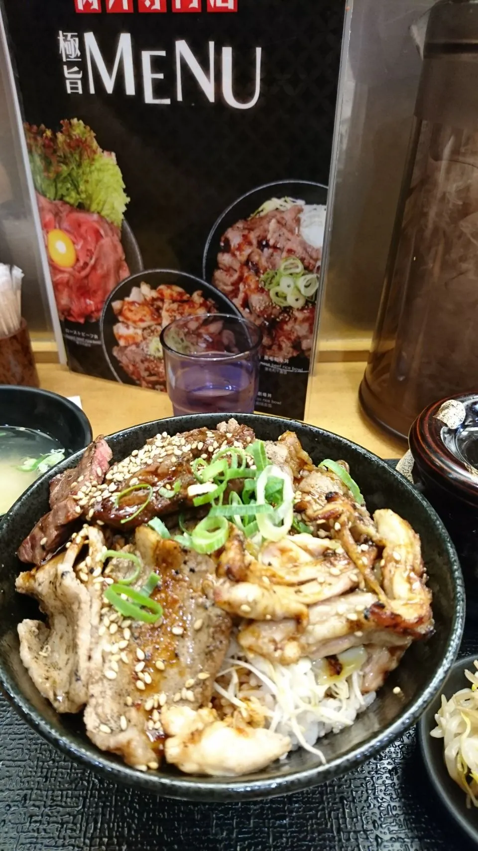 大劇場丼|tomoyuki.nakaharaさん