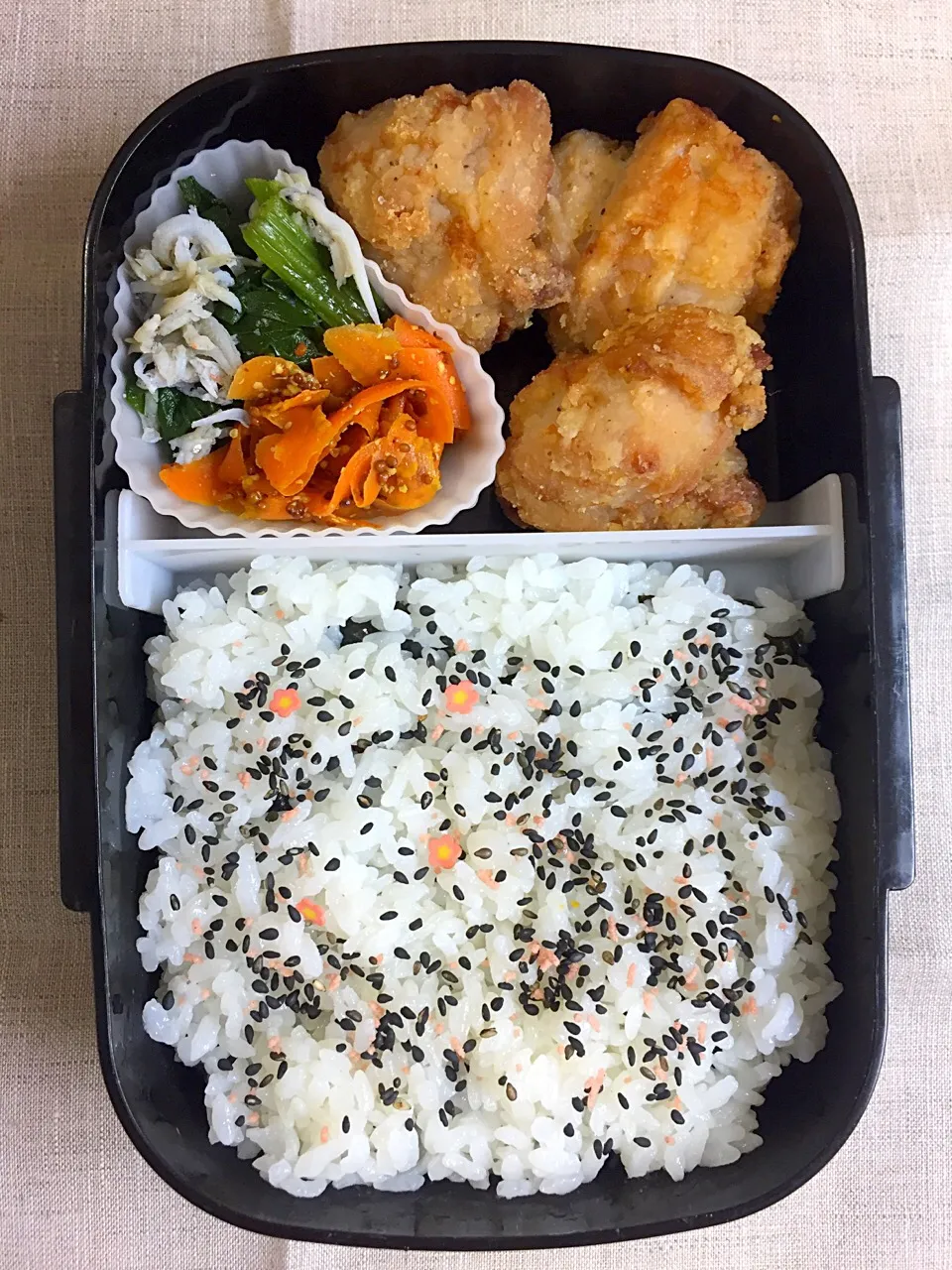 Snapdishの料理写真:お弁当／男子高校生|nayutaさん