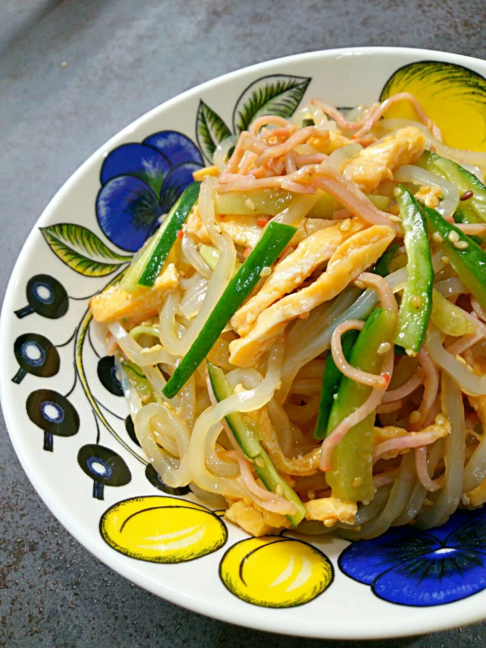 マロニーで中華春雨サラダ|徳之島トトロンヌさん