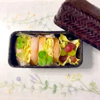 Snapdishの料理写真:刺繍教室弁当〜#お弁当作り|mamさん