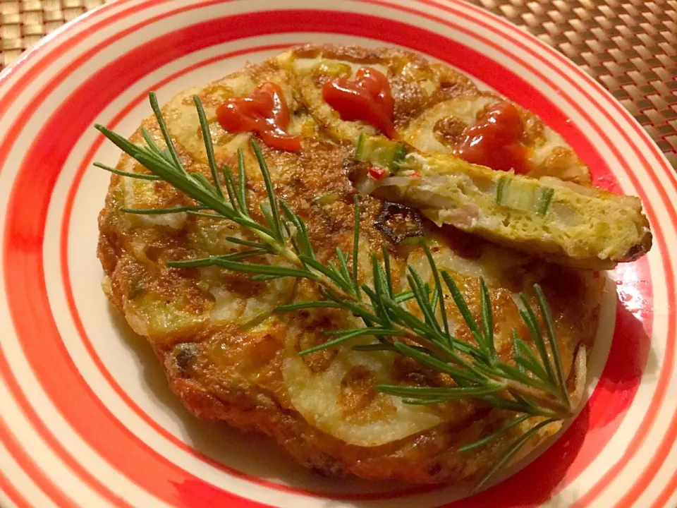 Tortilla Española🍳夏野菜のｽﾊﾟﾆｯｼｭｵﾑﾚﾂ|🌈Ami🍻さん