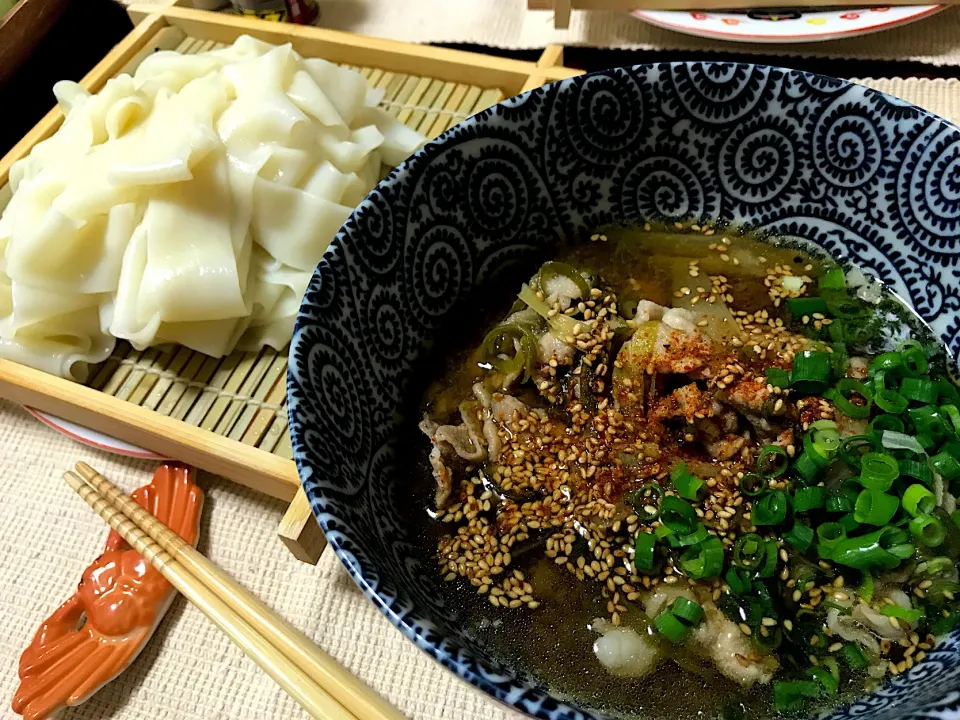 Snapdishの料理写真:ひもかわうどん♪武蔵野の味♪肉汁うどん|Hiropanさん