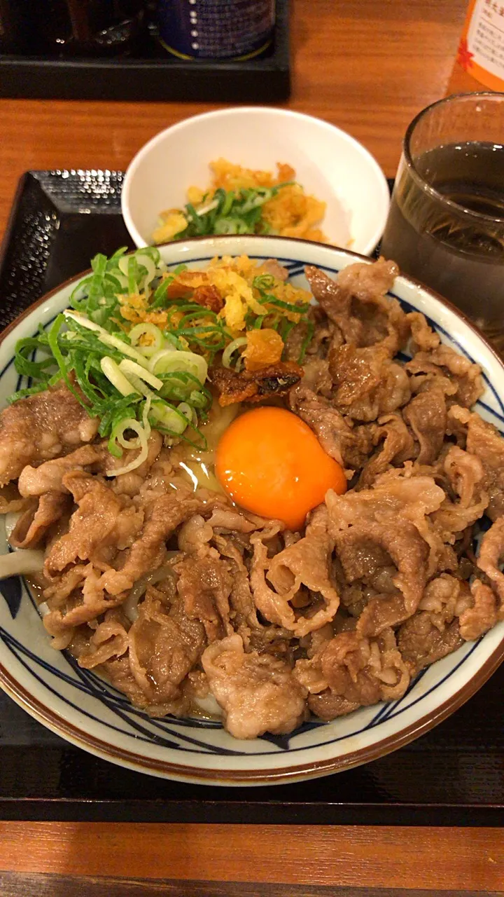 牛すき釜玉うどん🍳肉増し|るみおんさん