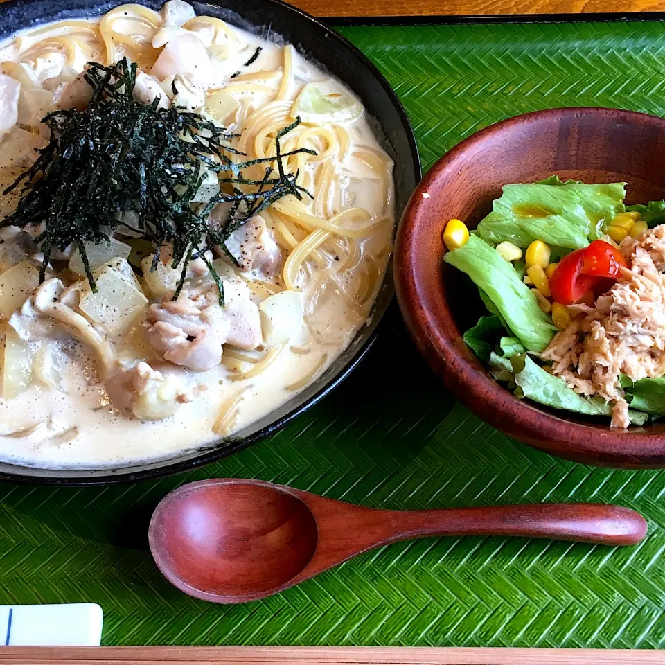 Snapdishの料理写真:鶏肉、きのこの和風クリームパスタ
ツナサラダ|天城心中さん