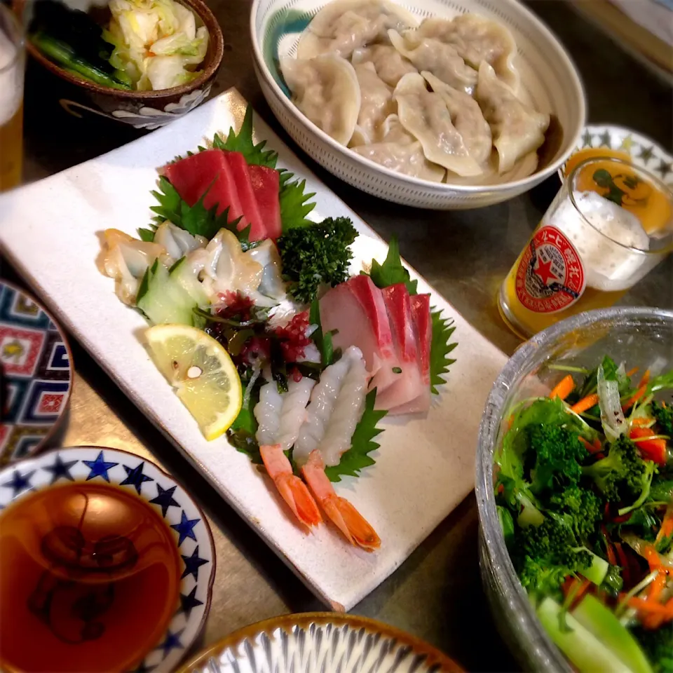 豪華刺身と水餃子でアテごはん🍺🍶|nao子さん