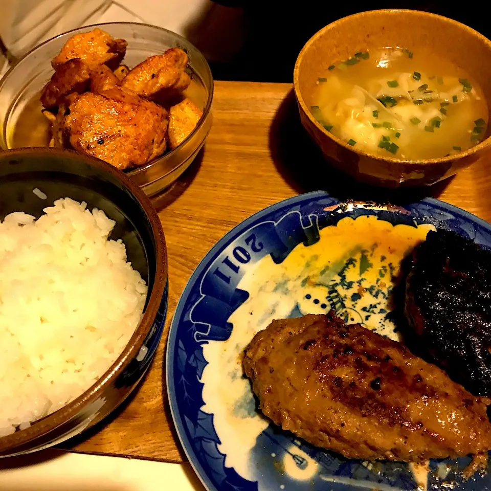 Snapdishの料理写真:ハンバーグやらのプレート(◍•ڡ•◍)❤|いつみさん