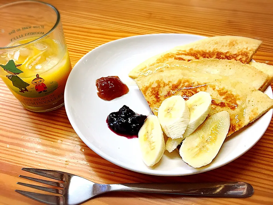 パンケーキ🥞を作ったつもりが、クレープみたいにペラペラになったけど美味しい。|pepiさん