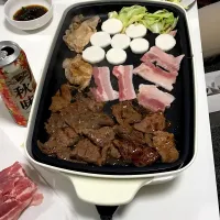 Snapdishの料理写真:晩飯✨ 家焼き肉♬♬|Shinichi Kawagoeさん