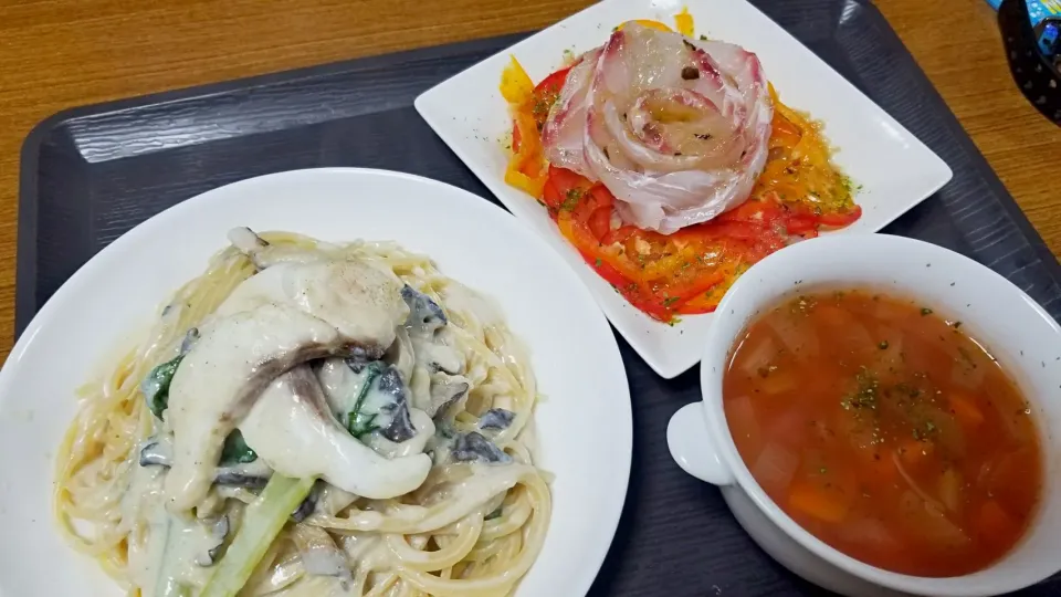 ・鯛と茸と小松菜のクリームパスタ
・鯛のカルパッチョ
・５種豆ミネストローネ|あぁちゃんさん