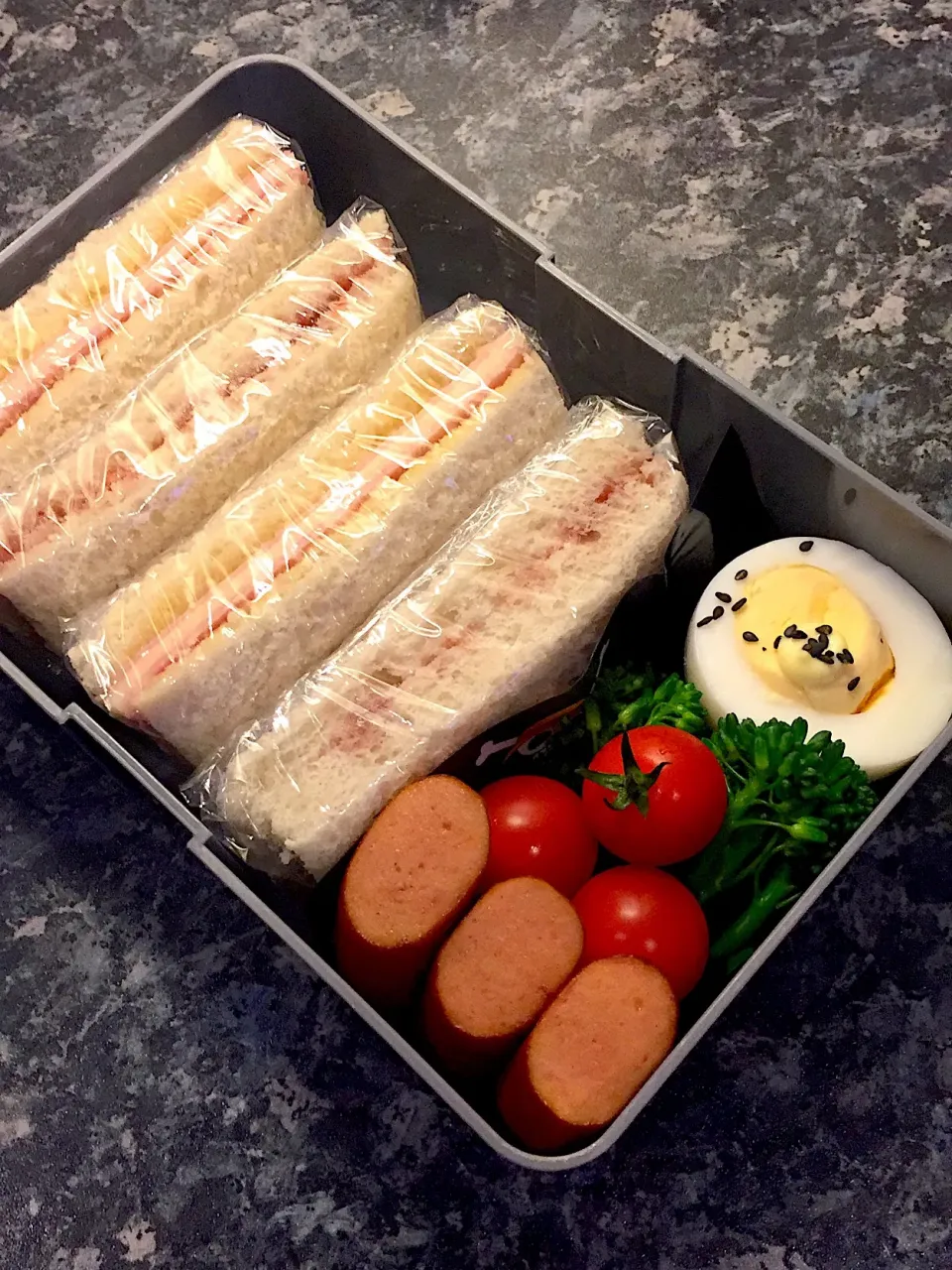 息子弁当#サンドイッチ弁当 #簡単弁当|gama子さん