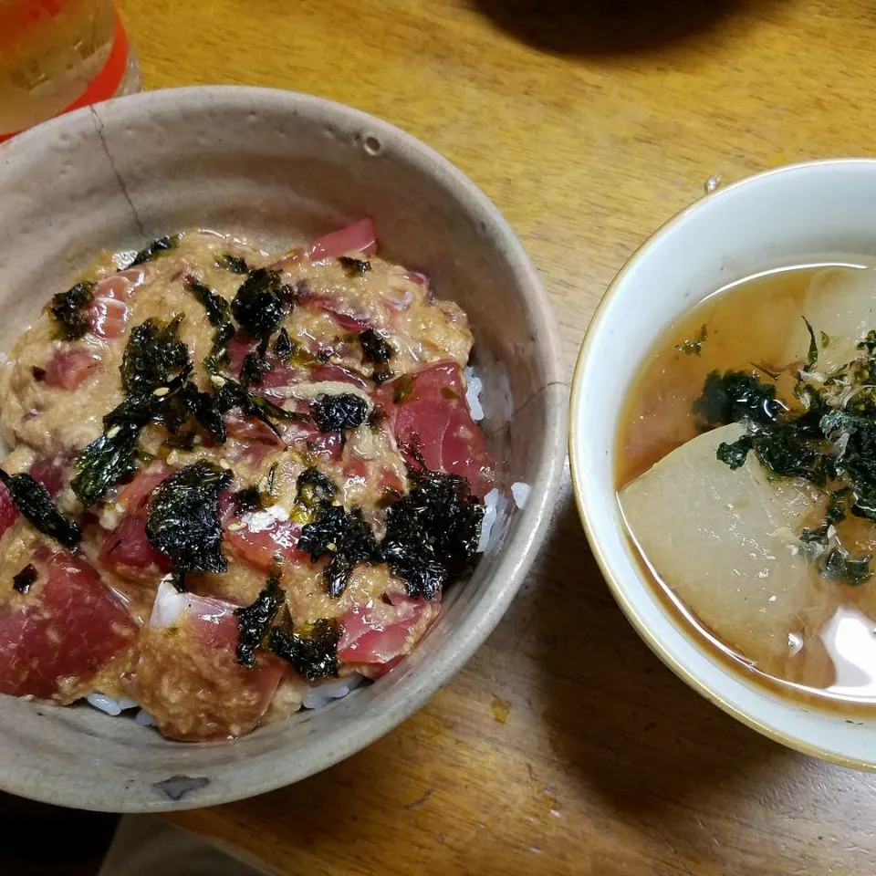 マグロのやまかけ丼&冬瓜汁|Morito Kamiyaさん