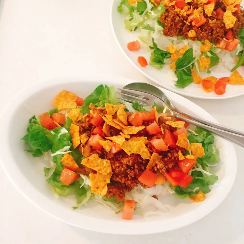 Snapdishの料理写真:おウチlunch♡ ドライカレー風タコライス♡|marikoさん