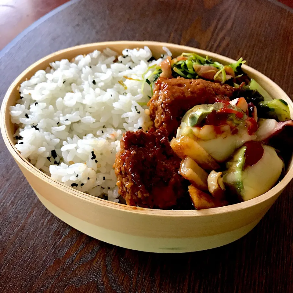 今日のお弁当
また1週間始まりました
今日も元気にいってらっしゃい👋|mokoさん