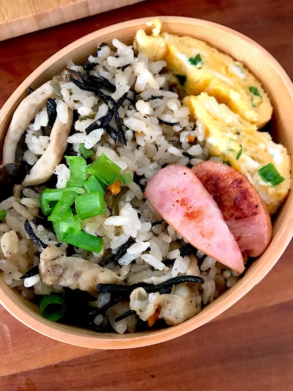 ひじきの炊き込みご飯弁当|mmmd_lさん