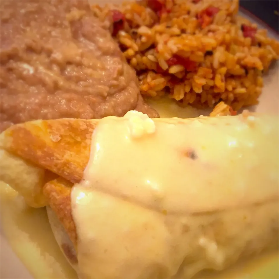 Chicken chimichangas with beans and rice|TJ McAfoosさん