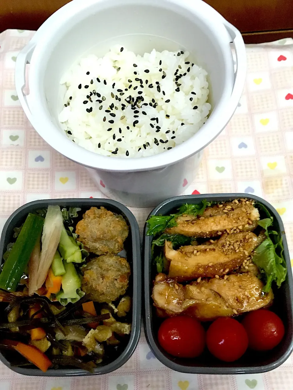 9月20日息子弁当 鶏モモ照り焼き アイコ きざみ昆布の煮物 蓮根ボール|オリーブさん