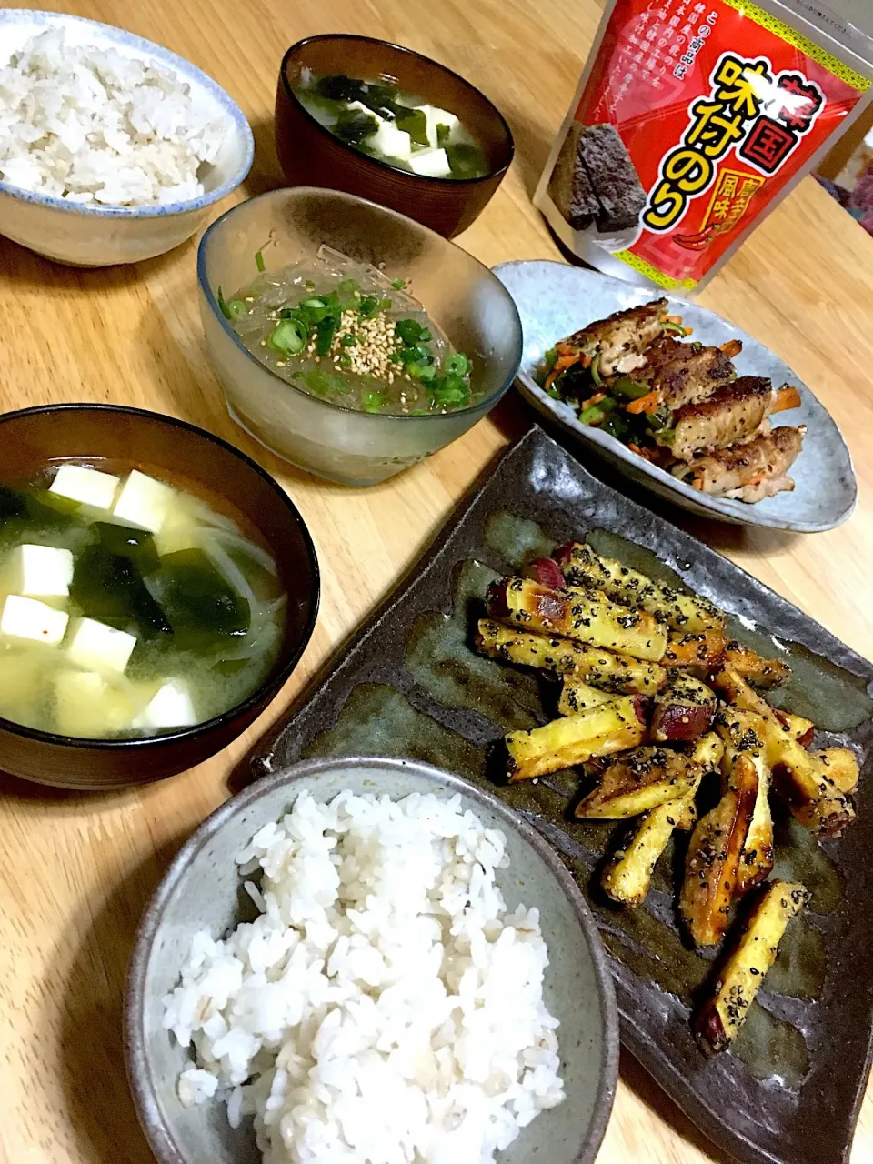 今晩のお夕食(=´∇｀=)大学芋が食べたかったにゃん🎵|さくたえさん