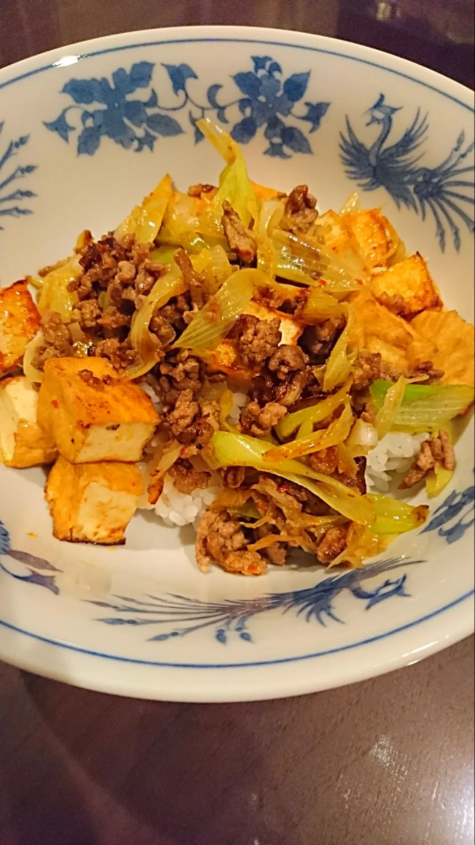 厚揚げ豆腐の麻婆丼|りりこさん