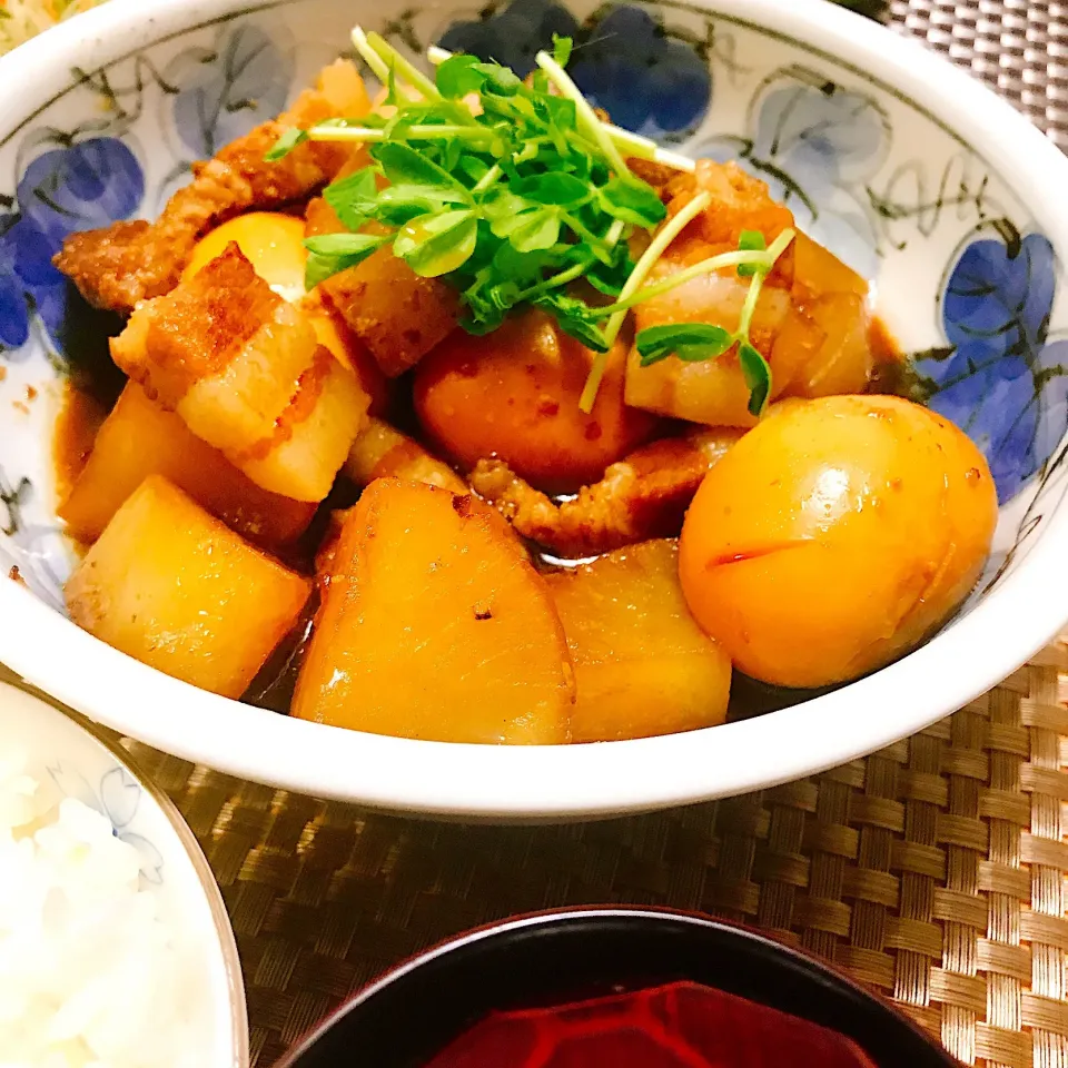 Snapdishの料理写真:Yoshie Minagawa Hommaさんの料理 我が家の晩ごはん〜豚の角煮〜|ＳＵＺＵＫＩさん