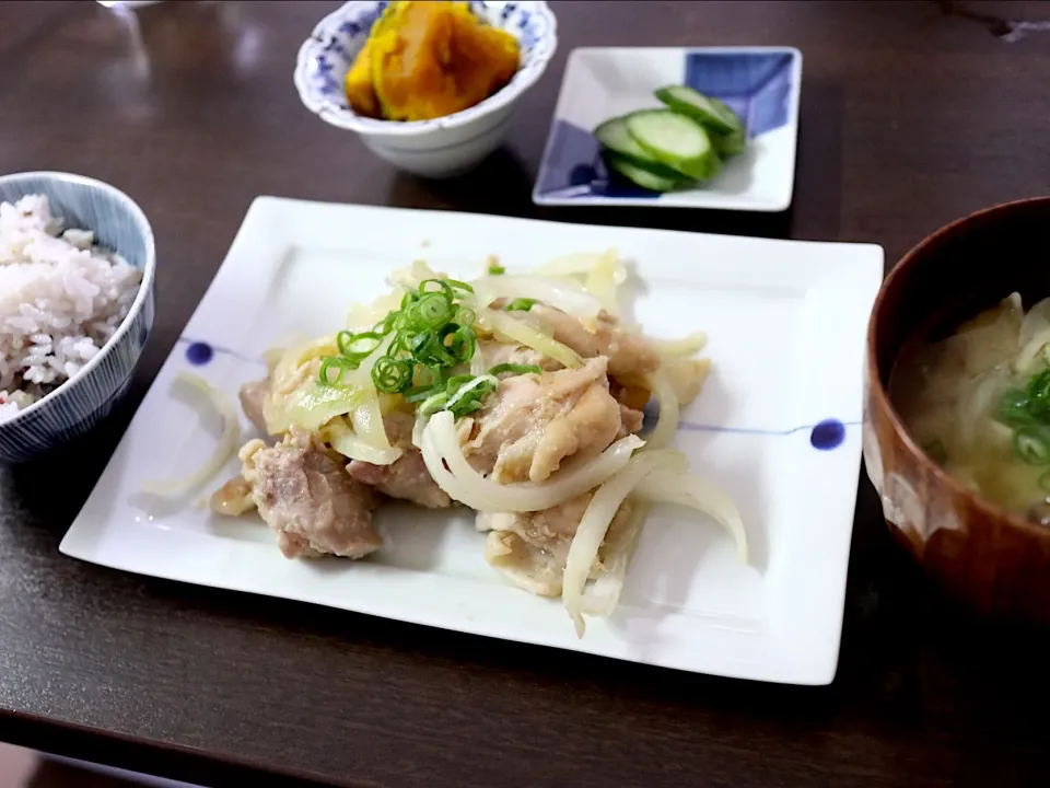 鶏肉の味噌漬け  （下味冷凍）
16穀米   
かぼちゃの煮物
きゅうりのぬか漬け（市販）
味噌汁|NAKATAさん