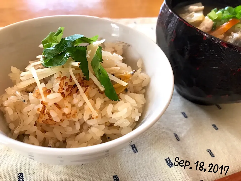 ゆっこさんの料理 アサリの炊き込みご飯♪|みきおさん