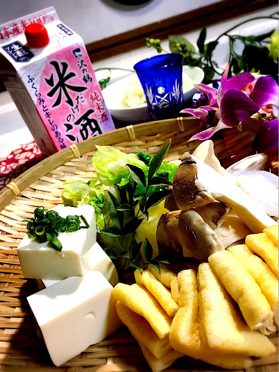 Snapdishの料理写真:沢の鶴 米だけの酒 を飲みながら 味噌鍋頂きます(^^) ありがとうございます|山田 奈味　Instagram ＊nmymd369さん