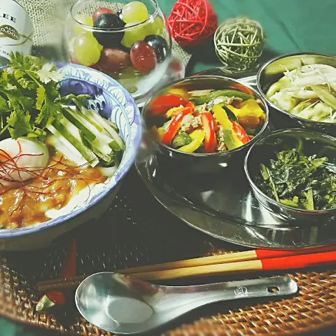 「ガパオペースト／チューブ」を使ってみたSnapdishの料理・レシピ写真:キムカフェ🍜ジャージャー麺風☀🍴