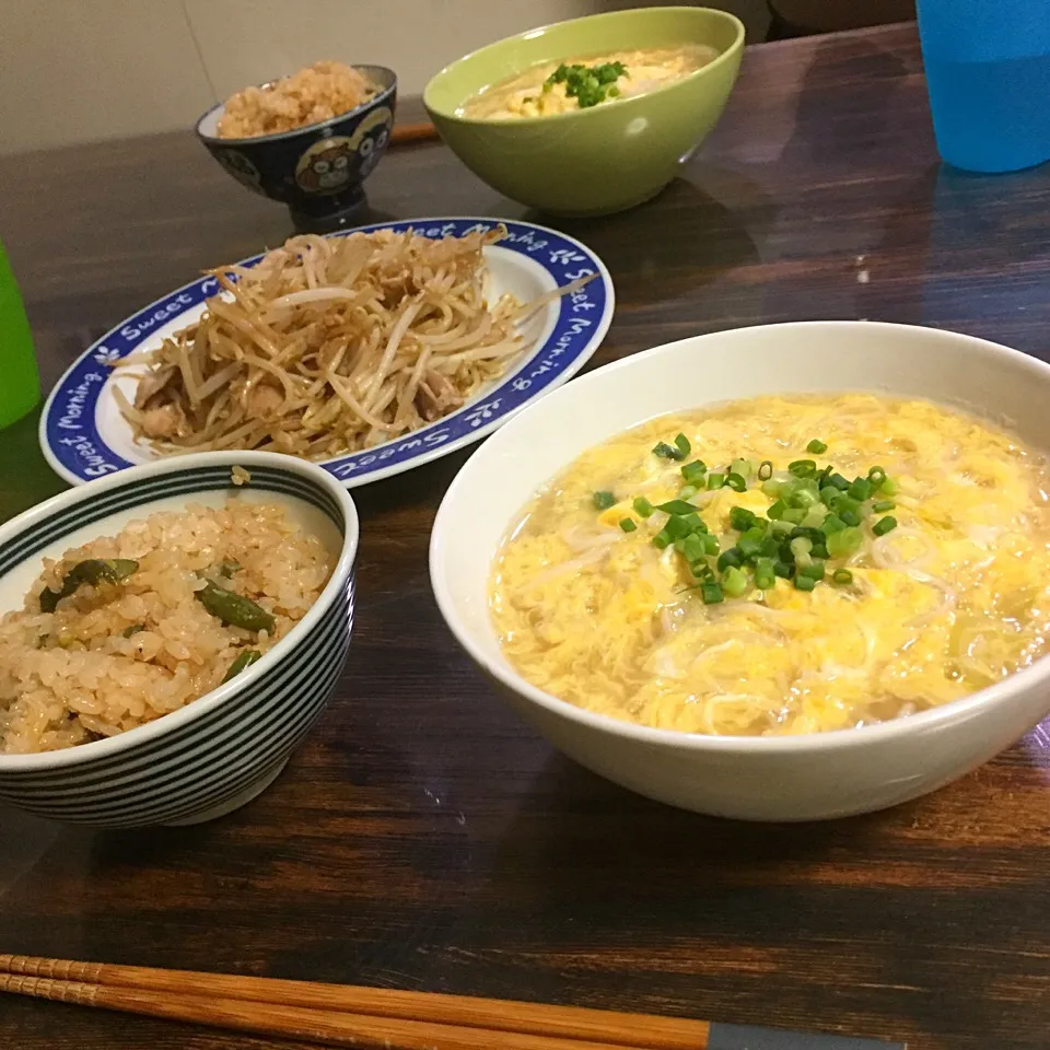 晩ごはん♬ 9月22日
#煮麺 #インゲンと鶏そぼろの炊き込みごはん #豚バラのもやし炒め|いしくん。（たまご王子🥚🐣🐥🐔）さん