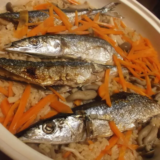 のんちっち♪さんの秋刀魚の土鍋炊き込みご飯♪ #レシピブログ #RecipeBlog|レシピブログさん