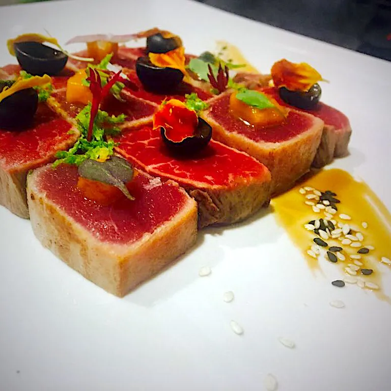 Snapdishの料理写真:Chess tataki (beef and tuna) 🐂🐟|Natalia Rodriguezさん