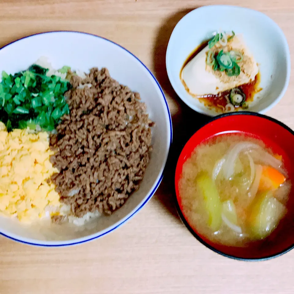 三食丼|lapinさん