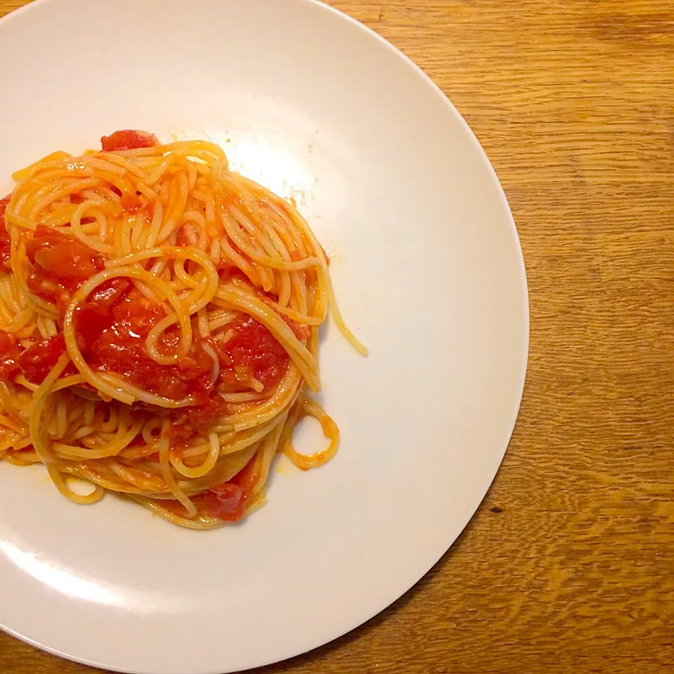 vegan グルテンフリー シュガーフリー
シンプルトマトソースパスタ🍝|makiko_aさん