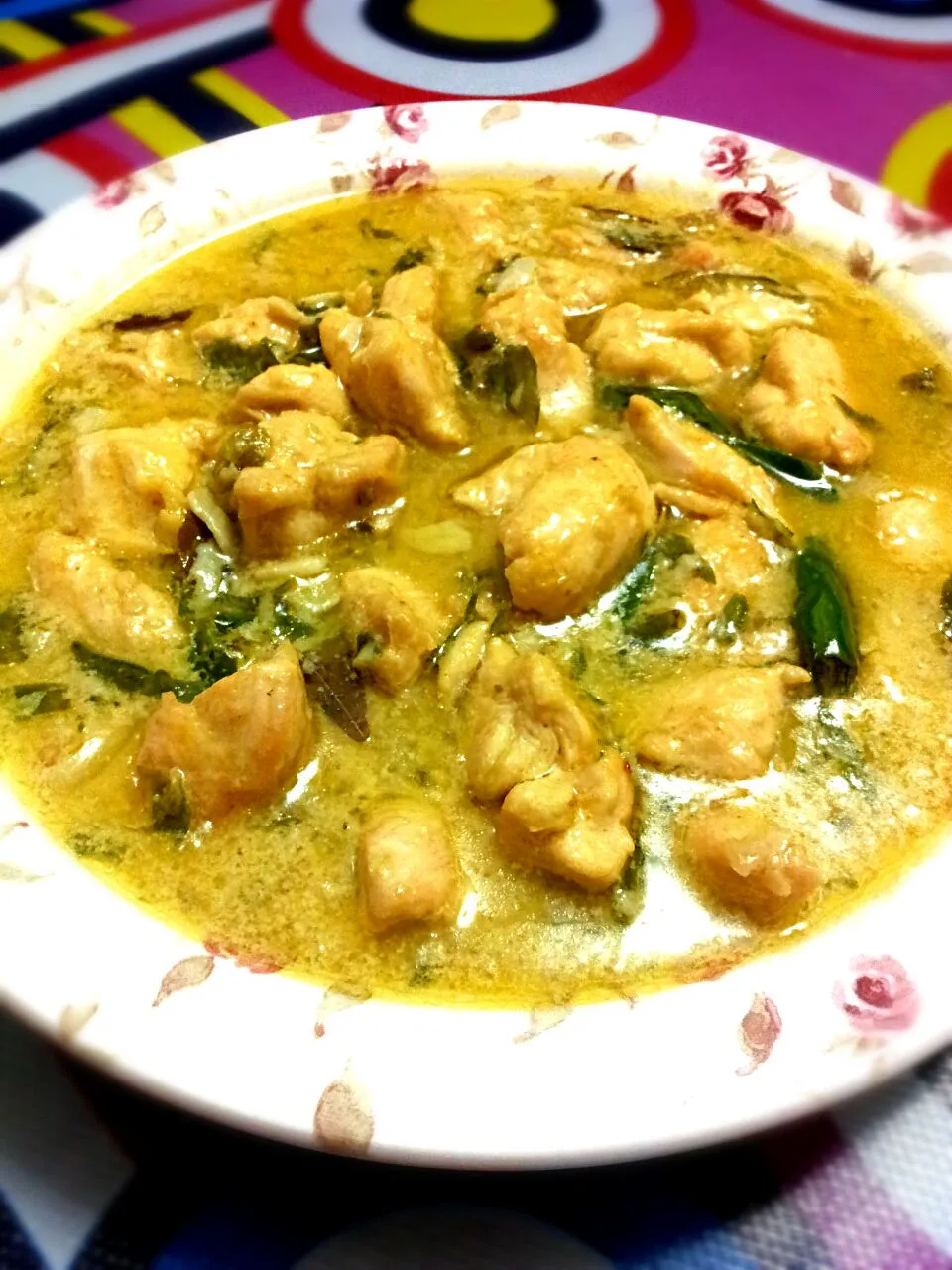 Creamy spicy buttered chicken with curry leaves #homecooked|cookbyblurbさん