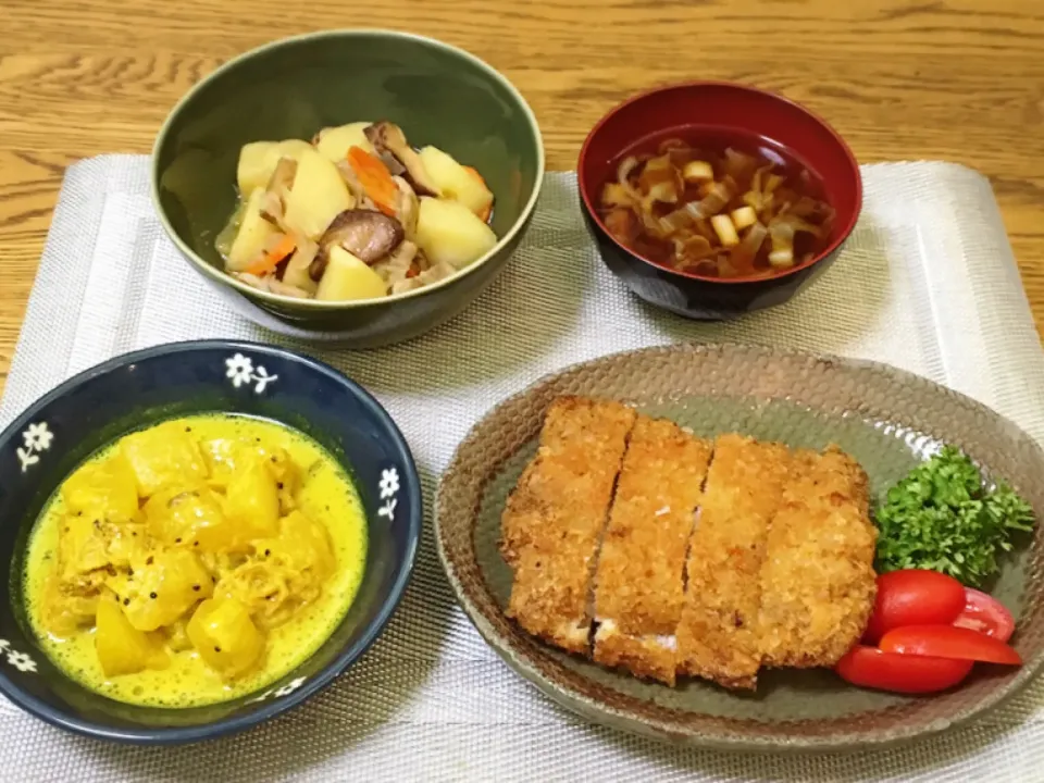 塩肉じゃが・しめじとキャベツのお味噌汁・ミルフィーユトンカツ・ココナッツ風味たっぷり冬瓜のスパイシー煮物|美也子さん