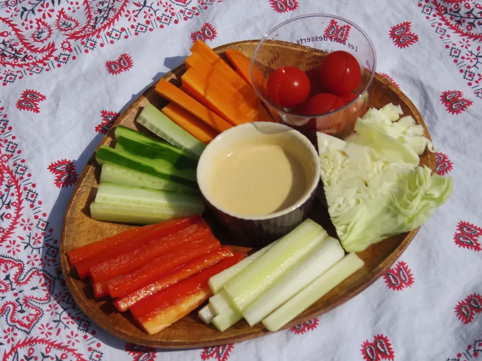 子供達も生野菜ばくばく食べれる味噌マヨソースディップ🥒
#香りつづくとろける味噌 #マルサンアイ #野菜スティック#野菜|rieさん